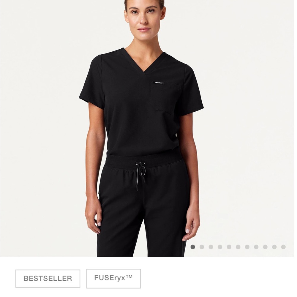 Jaanuu black scrub set